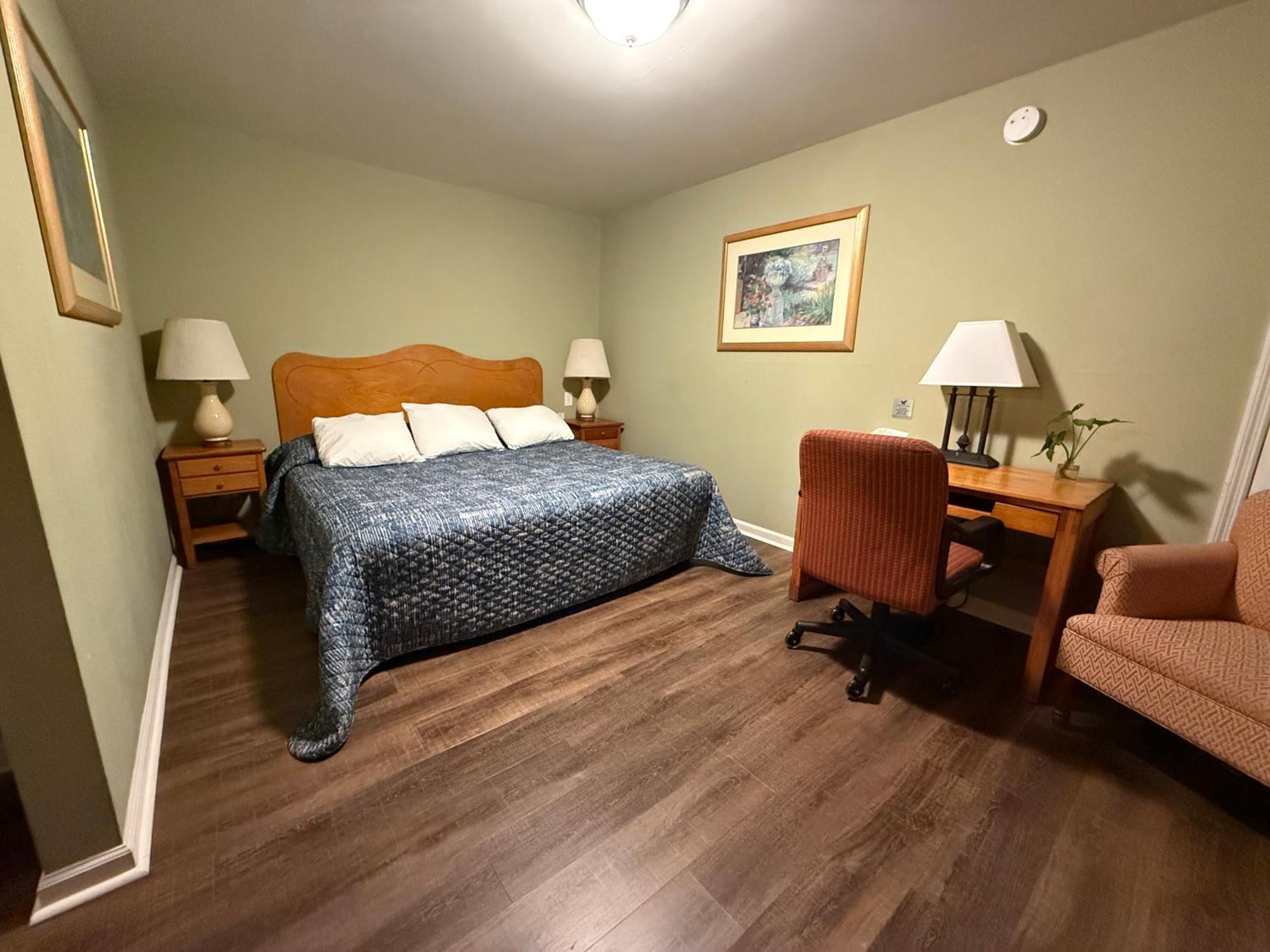 Heidi'S Inn Brewster Extérieur photo